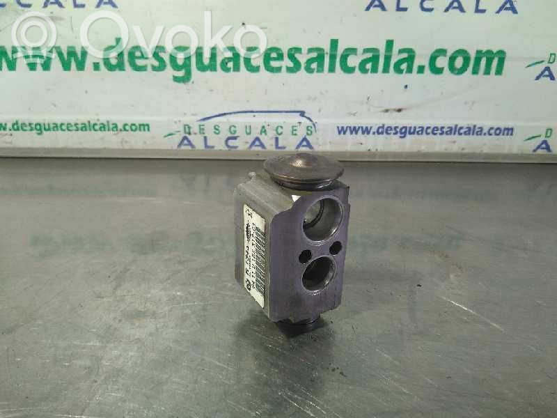 BMW 3 E90 E91 Radiator răcire A/C (condensor) 