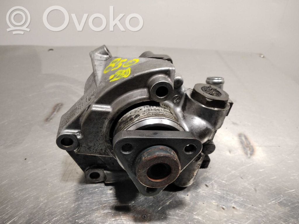 Bomba de dirección hidráulica   4F0145155C