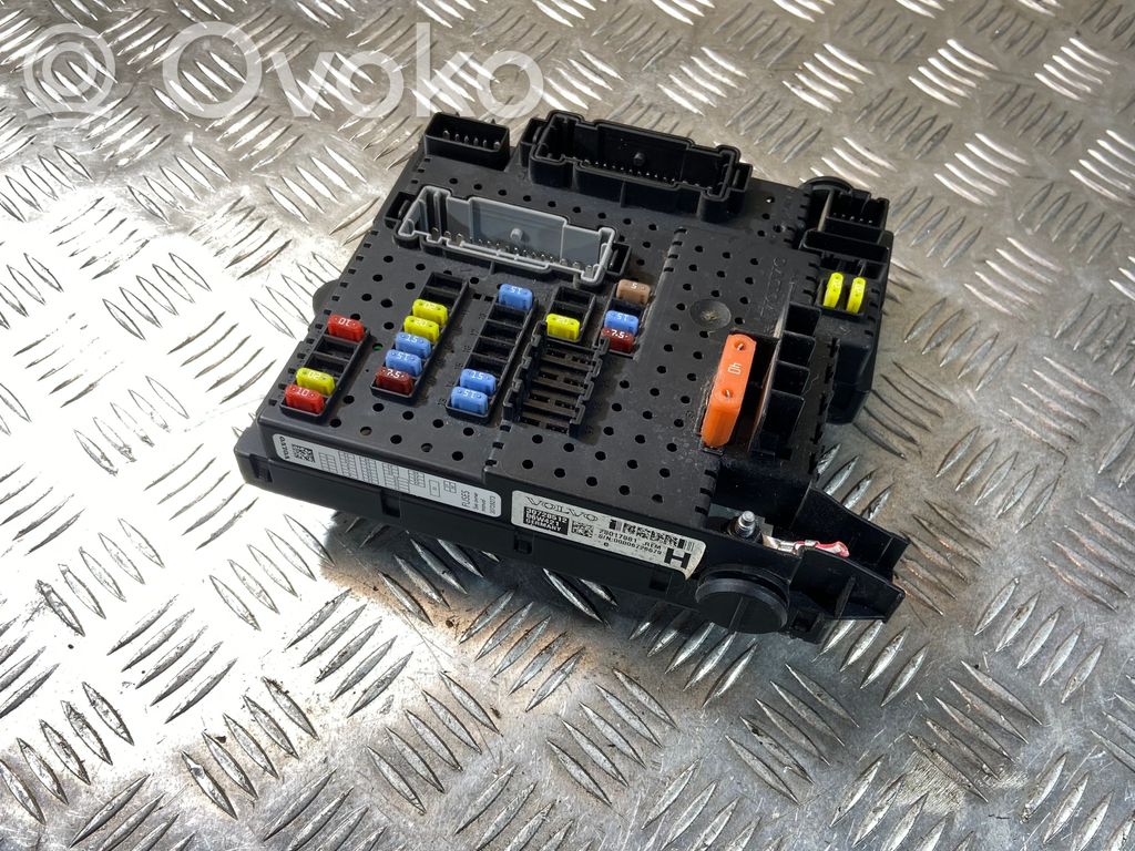 Fuse module   30728512,30728512,28017881