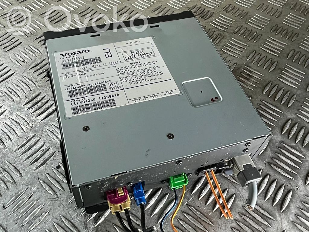 Volvo C70 Radio/CD/DVD/GPS head unit 