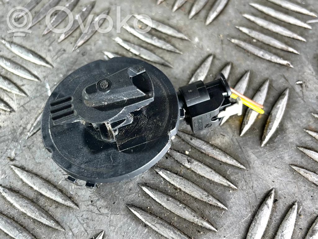 Audi A5 Airbagsensor Crashsensor Drucksensor 
