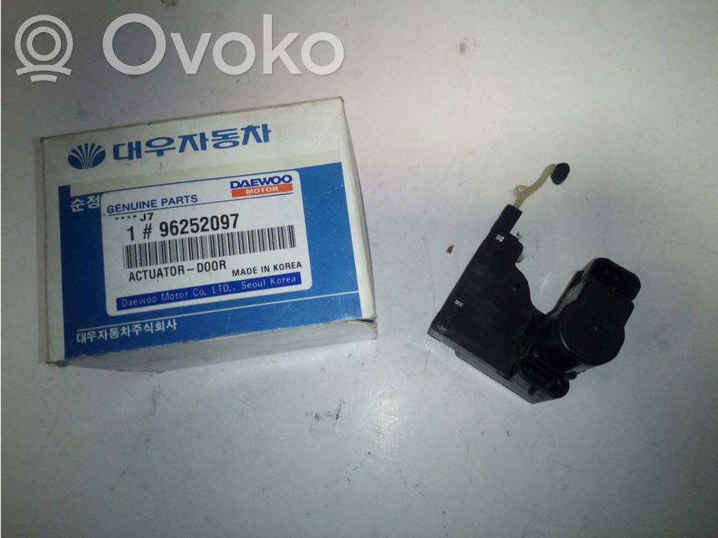 Central locking motor   96252097