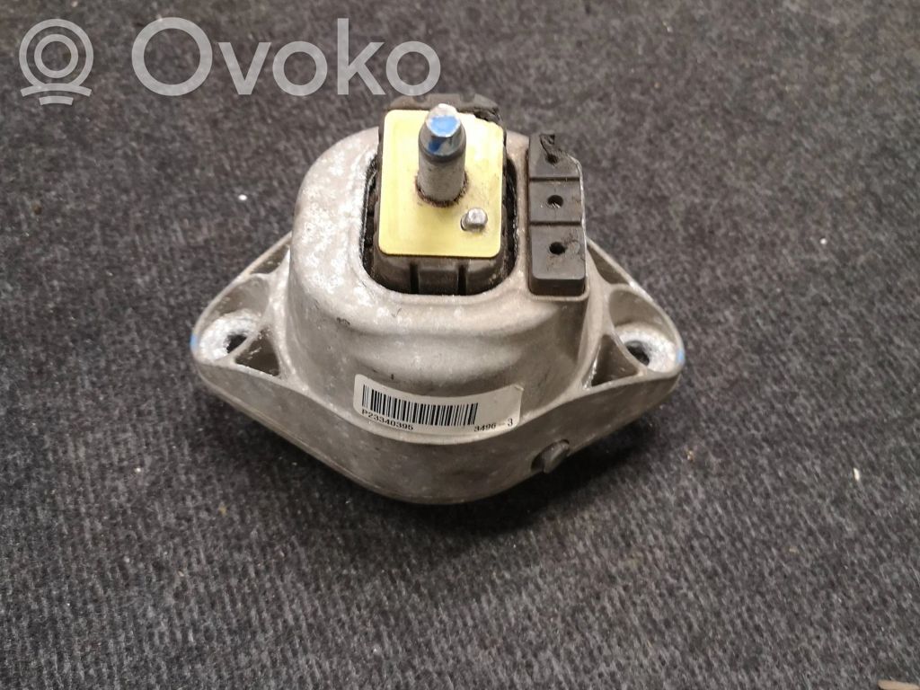Chevrolet Camaro Engine mount bracket 