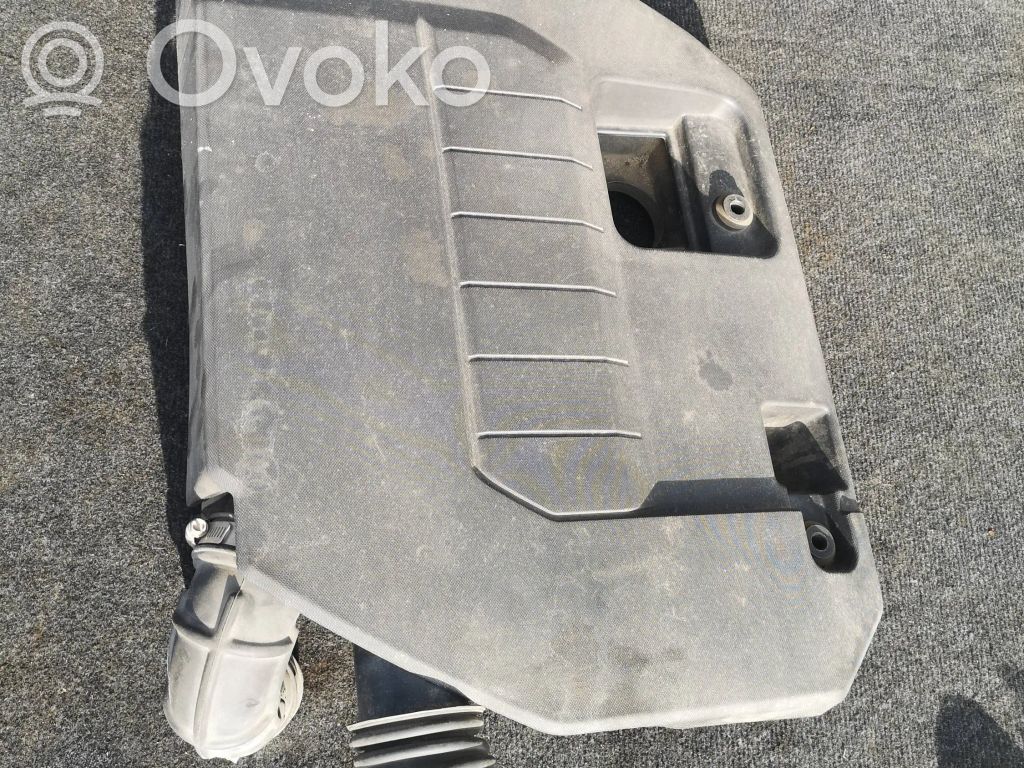 Chevrolet Volt I Engine cover (trim) 