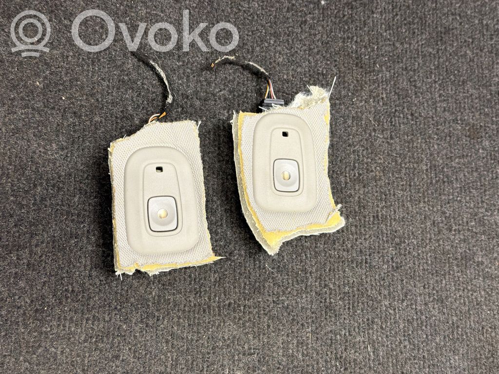 Jeep Grand Cherokee WL Lampka podsufitki tylna 