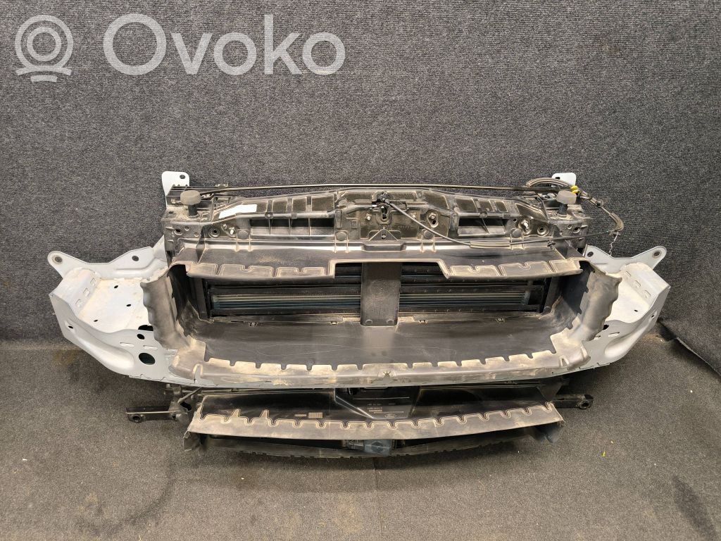 Ford Escape IV Front piece kit 