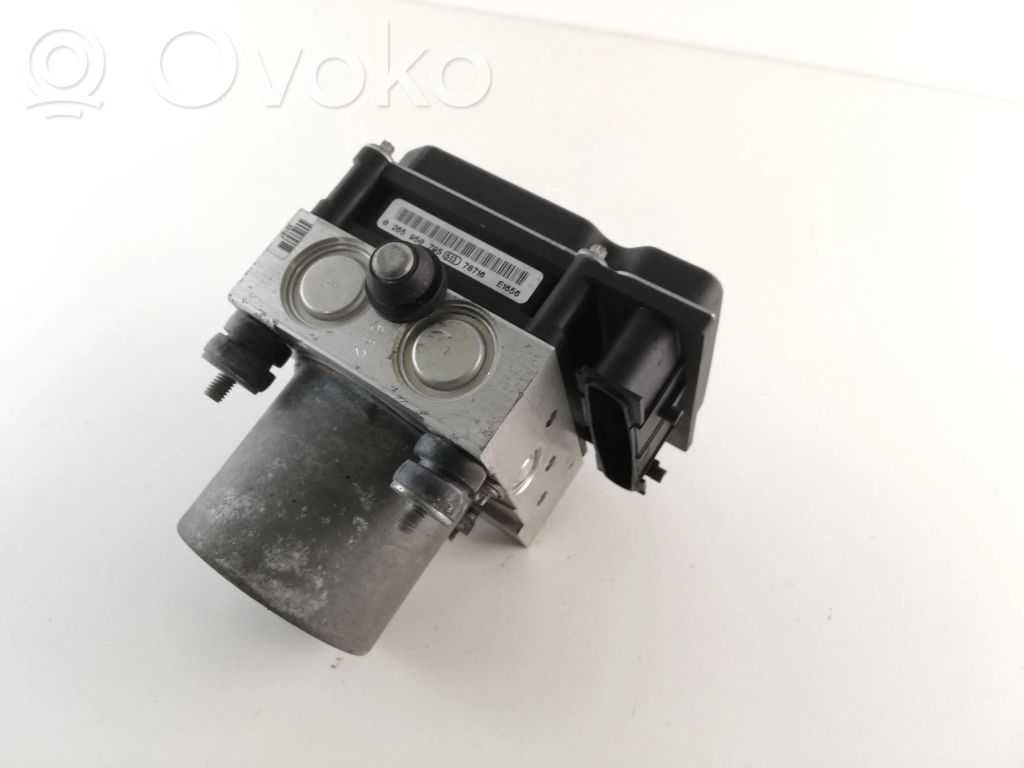 Subaru Impreza II ABS bloks 