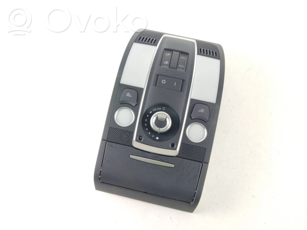 Audi Q7 4L Front seat light 