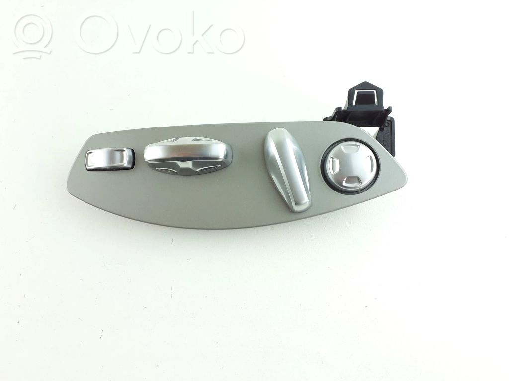 Porsche Cayenne (92A) Seat control switch 