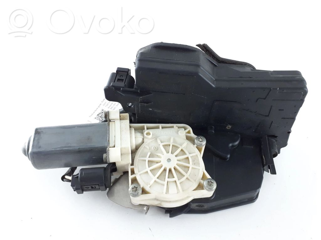 BMW 7 E65 E66 Front door lock 