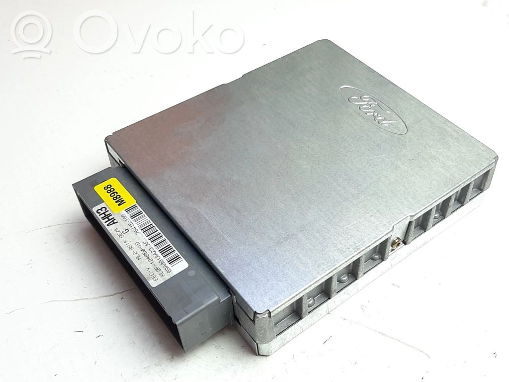Engine control unit/module   XL2F12A650YD,M8988