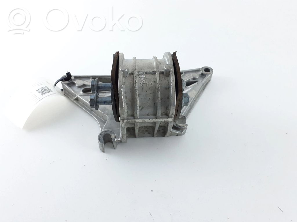Porsche Cayman 987 Engine mounting bracket 