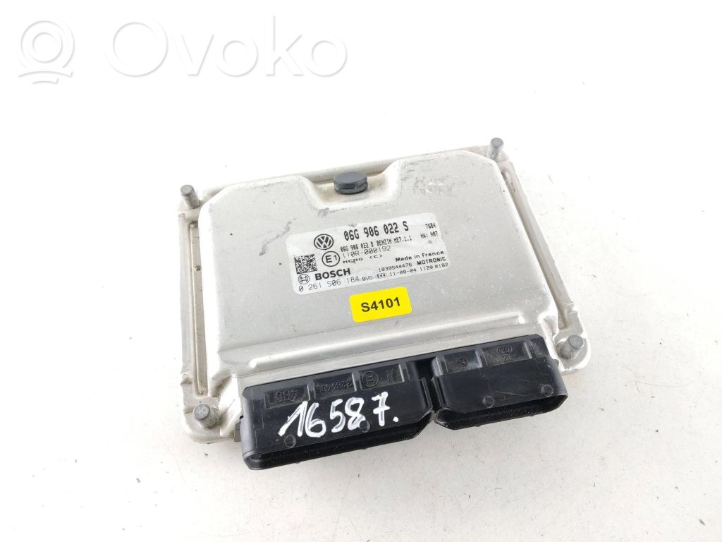 Engine control unit/module   06G906022S,066906022B,0261S06184