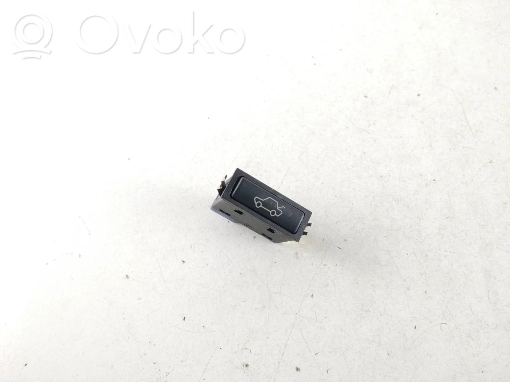 BMW X5 E53 Tailgate opening switch 