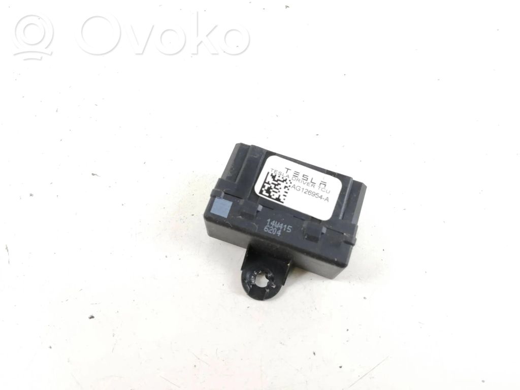 Tesla Model S Seat heating relay 