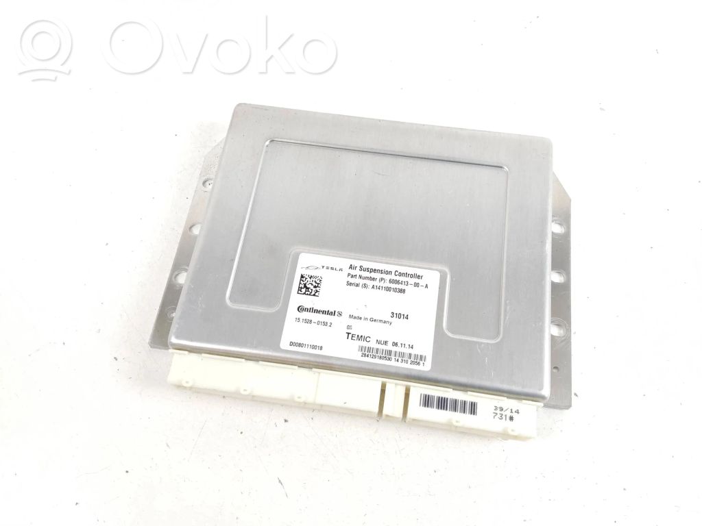 Tesla Model S Suspension control unit/module 