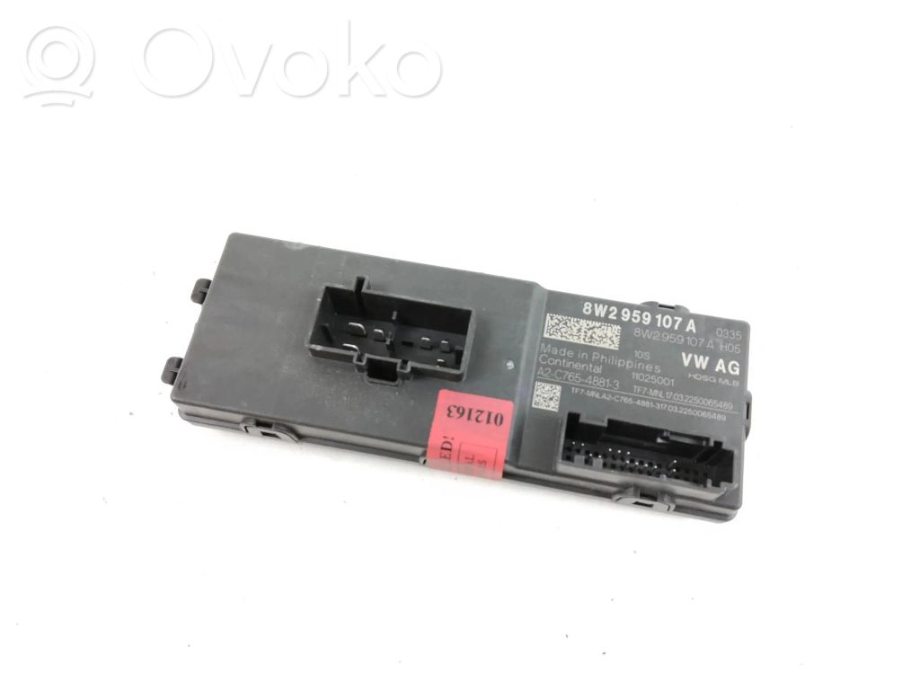 Porsche Taycan 9J1 Tailgate/trunk control unit/module 