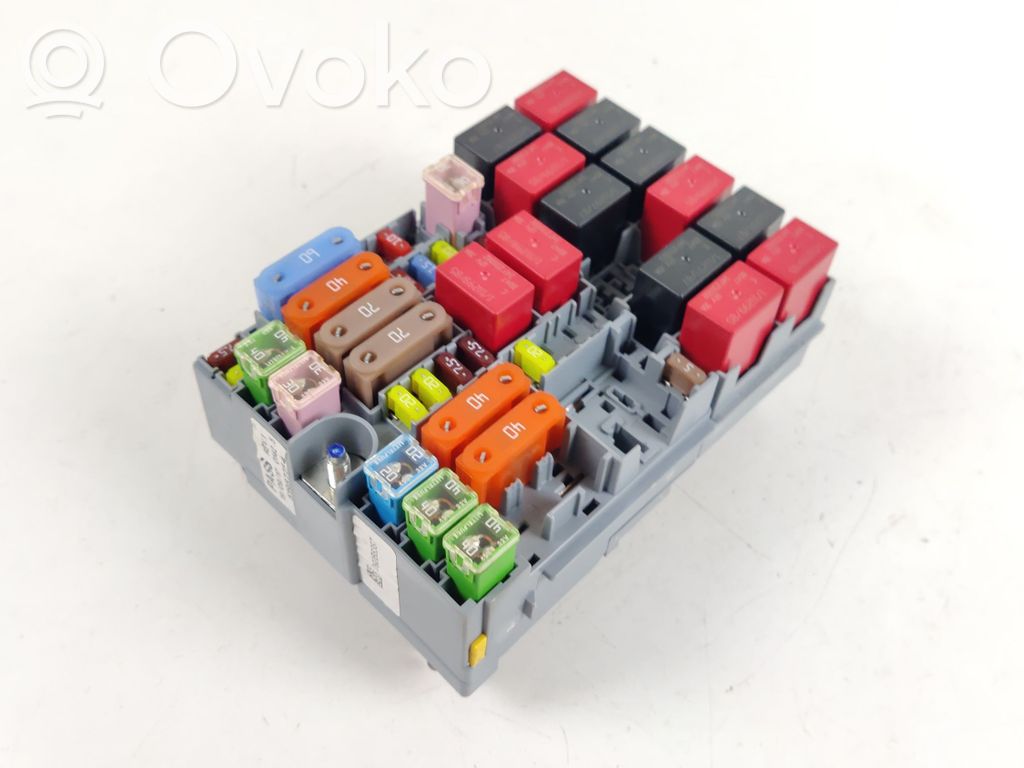 Jeep Compass Fuse module 