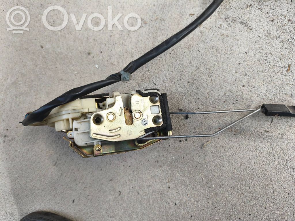 Honda CR-V Încuietoare ușă față 