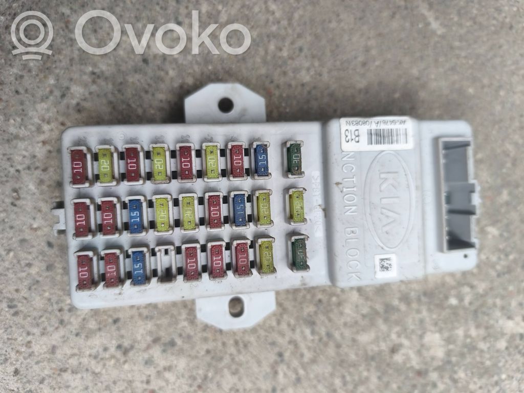 KIA Sorento Sulakemoduuli 