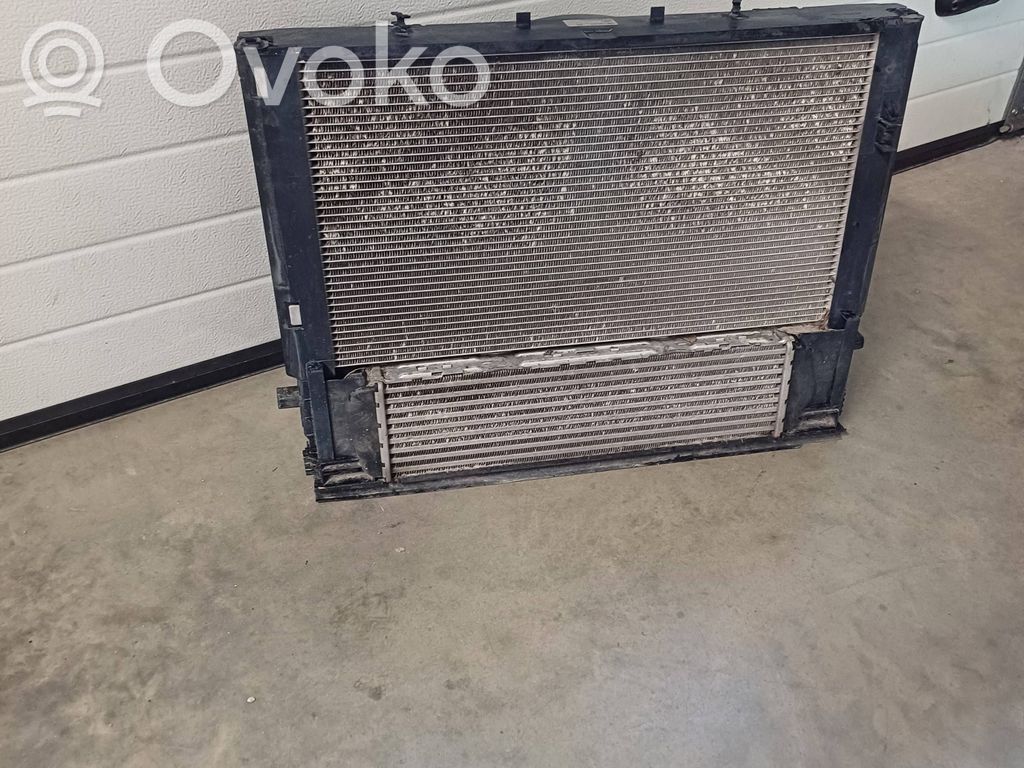BMW 4 F32 F33 Radiatorių komplektas 