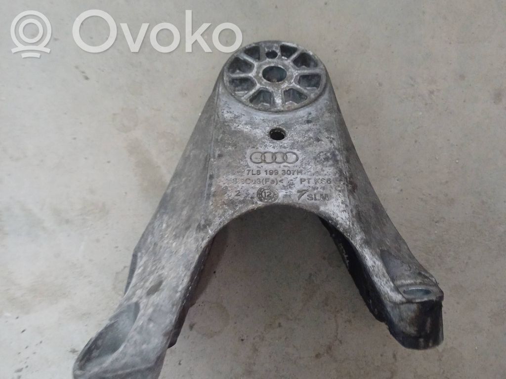 Engine mounting bracket   7L8199307H