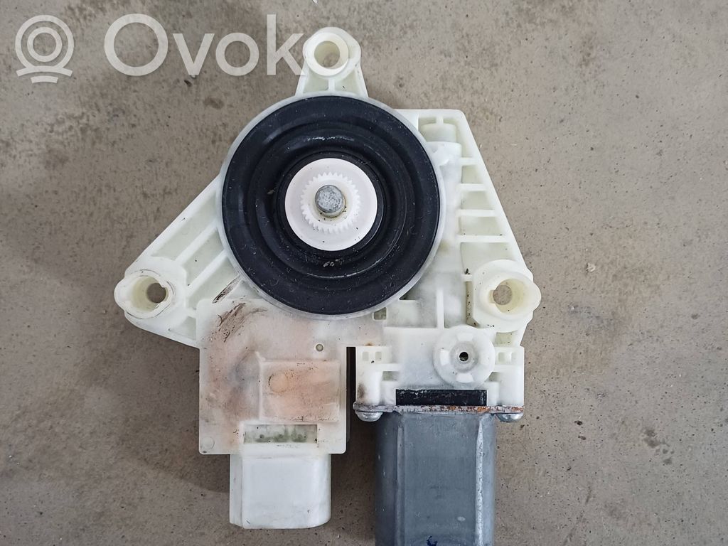 BMW 5 G30 G31 G38 Silniczek podnoszenia szyby drzwi tylnych 
