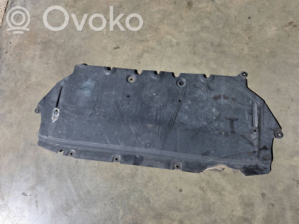 BMW 2 F44 Placa protectora/protector antisalpicaduras motor 