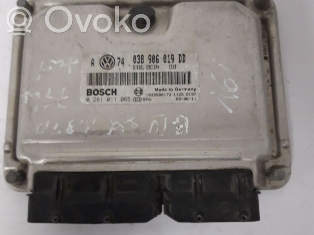 Engine control unit/module   038906019DD,0281011065