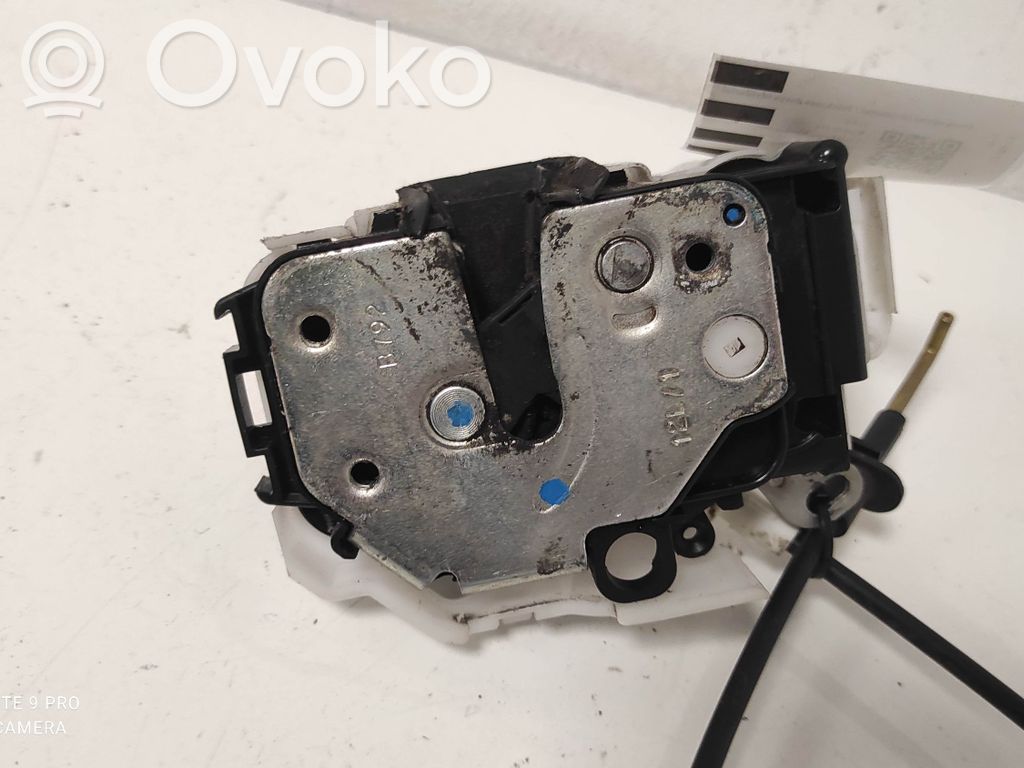 Ford Ka Priekšpusē slēdzene 