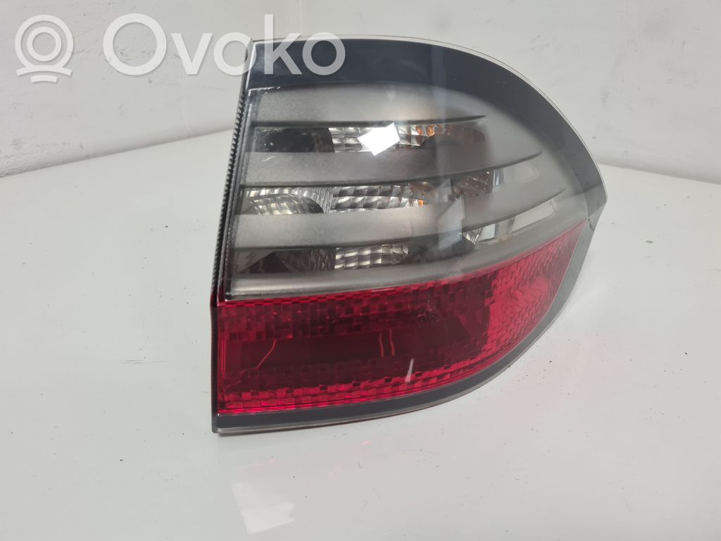 Rear/tail lights