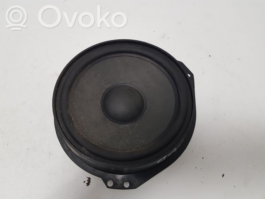 Ford Focus Rear door speaker 
