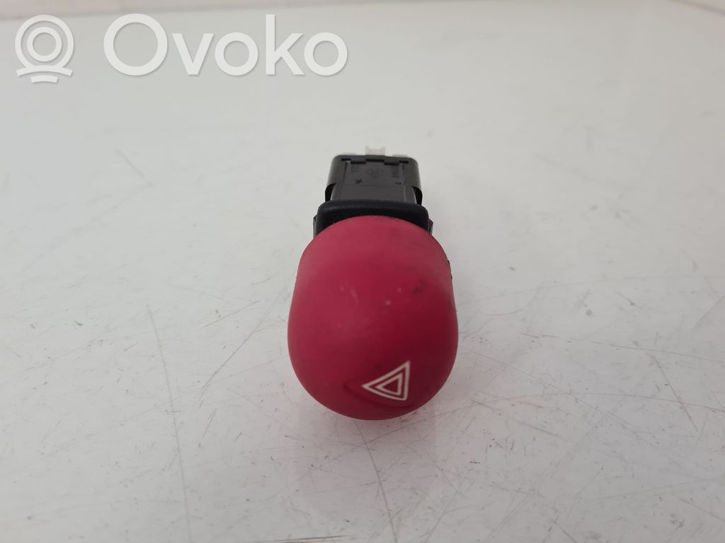 Renault Twingo II Hazard light switch 