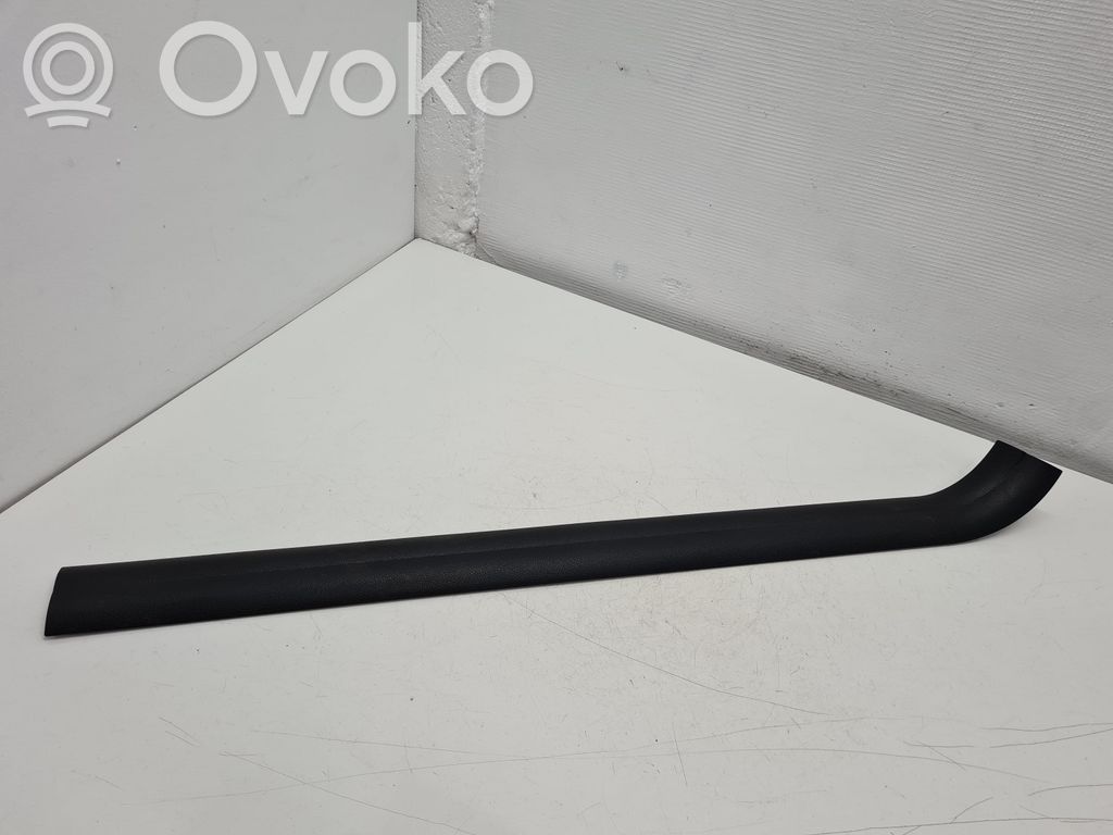 BMW 1 E81 E87 Moldura protectora del borde delantero 