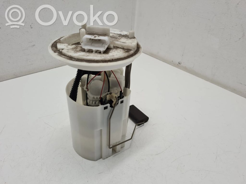 Opel Corsa D Bomba interna de combustible 