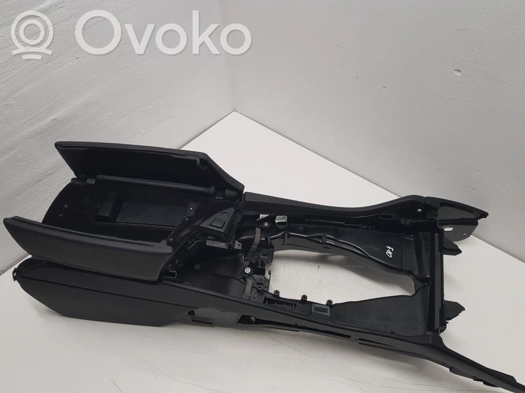 BMW 5 F10 F11 Tunel środkowy 