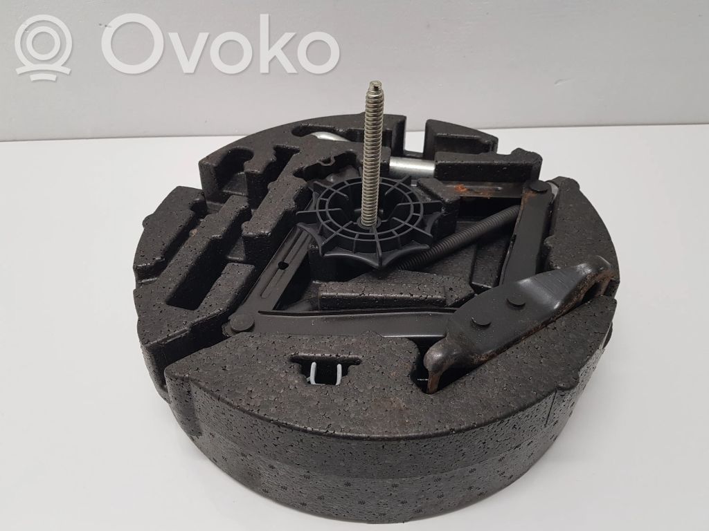 Opel Insignia A Tool set 