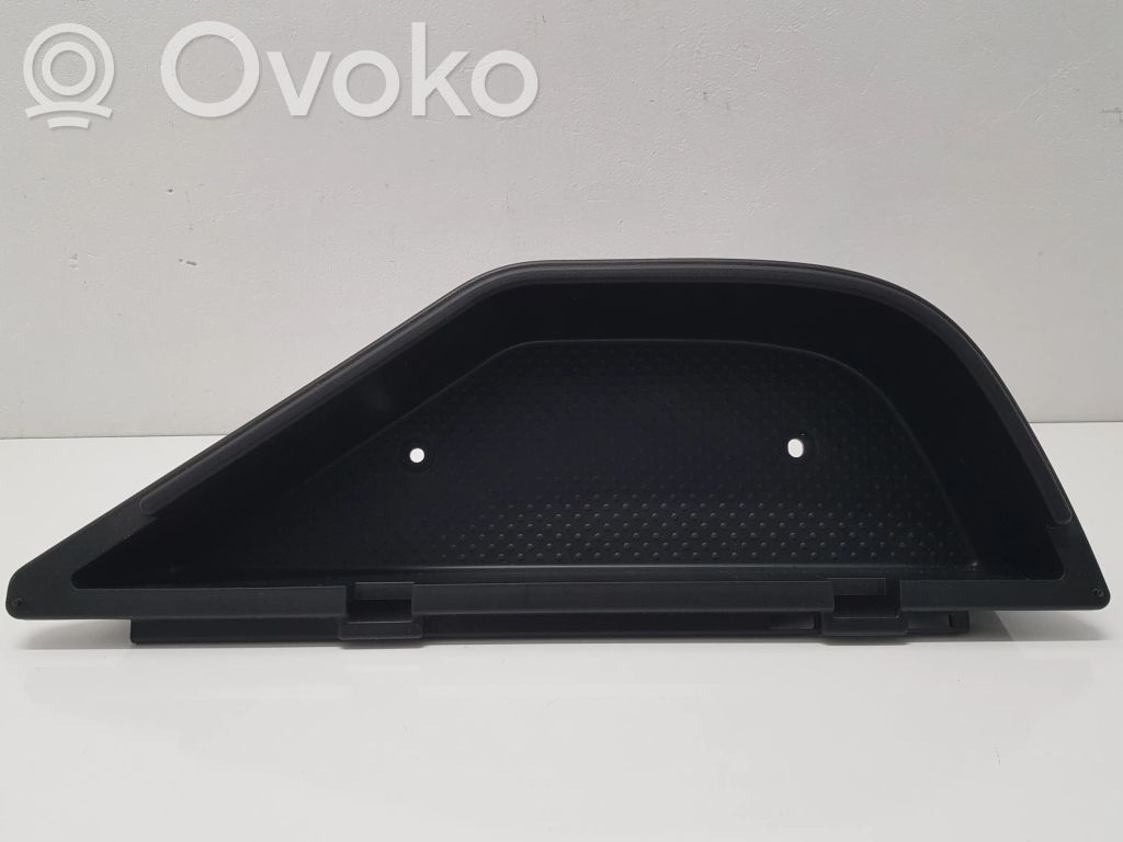 KIA Ceed Daiktadėžė bagažinėje 