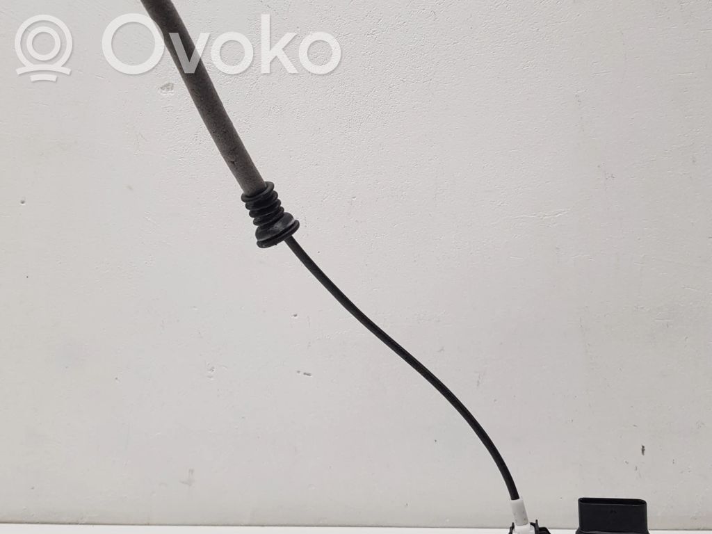 Volvo XC40 Rear door lock 