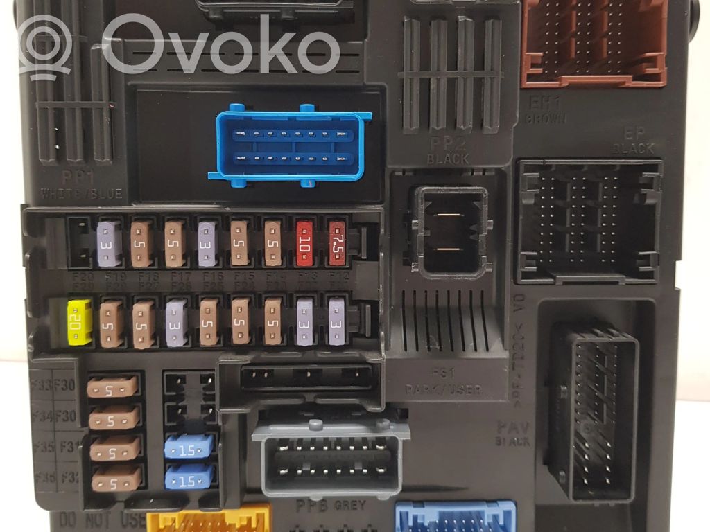 Opel Corsa F Fuse box set 