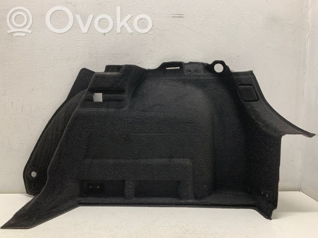 Seat Leon (5F) Tavaratilan sivuverhoilu 