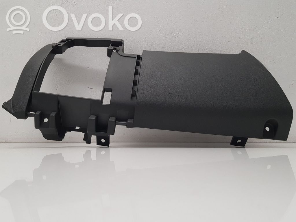 Opel Corsa E Verkleidung Armaturenbrett Cockpit unten 