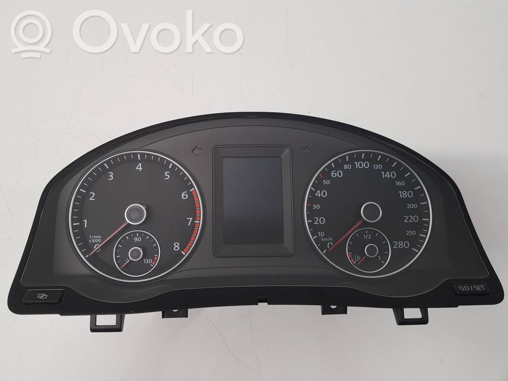 Volkswagen Scirocco Speedometer (instrument cluster) 