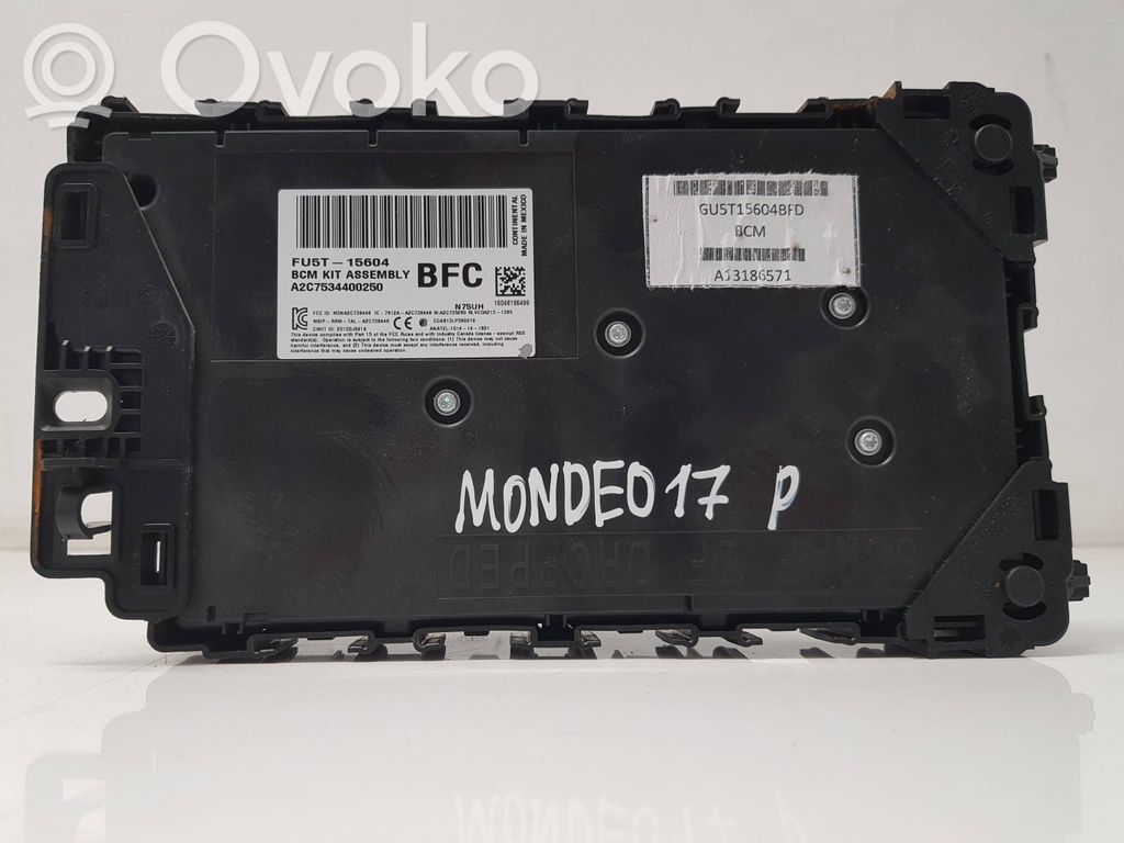 Ford Mondeo MK V Módulo de fusible 