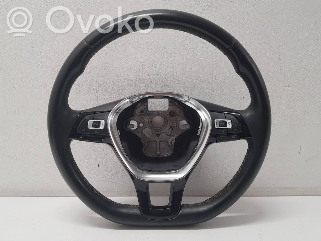 Volkswagen Golf VII Ohjauspyörä 