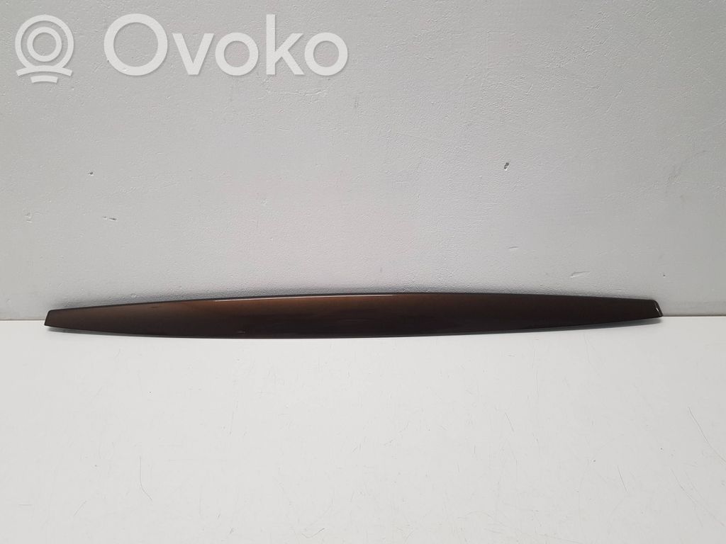 BMW 1 E81 E87 Dekoratyvinė apdailos juostelė 