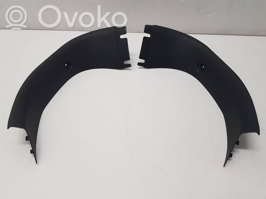 BMW 1 E81 E87 Tailgate/trunk side cover trim 