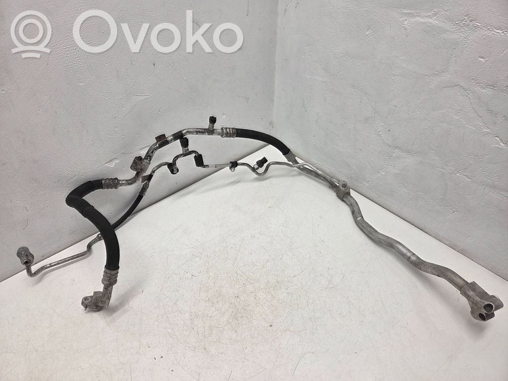 BMW X1 F48 F49 Conductă/furtun aer condiționat (A/C) 