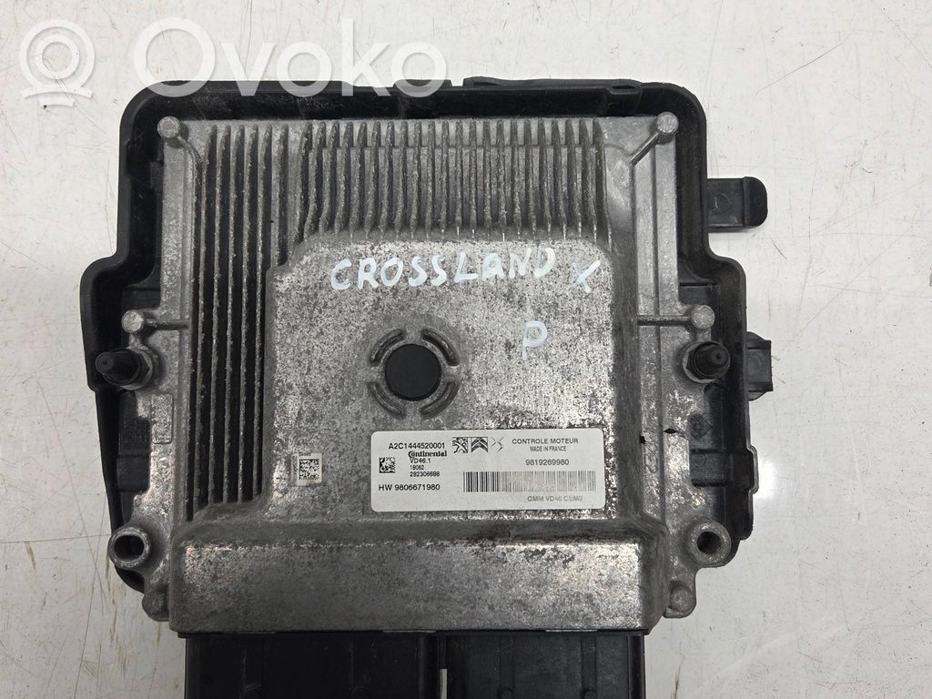 Opel Crossland X Engine control unit/module 