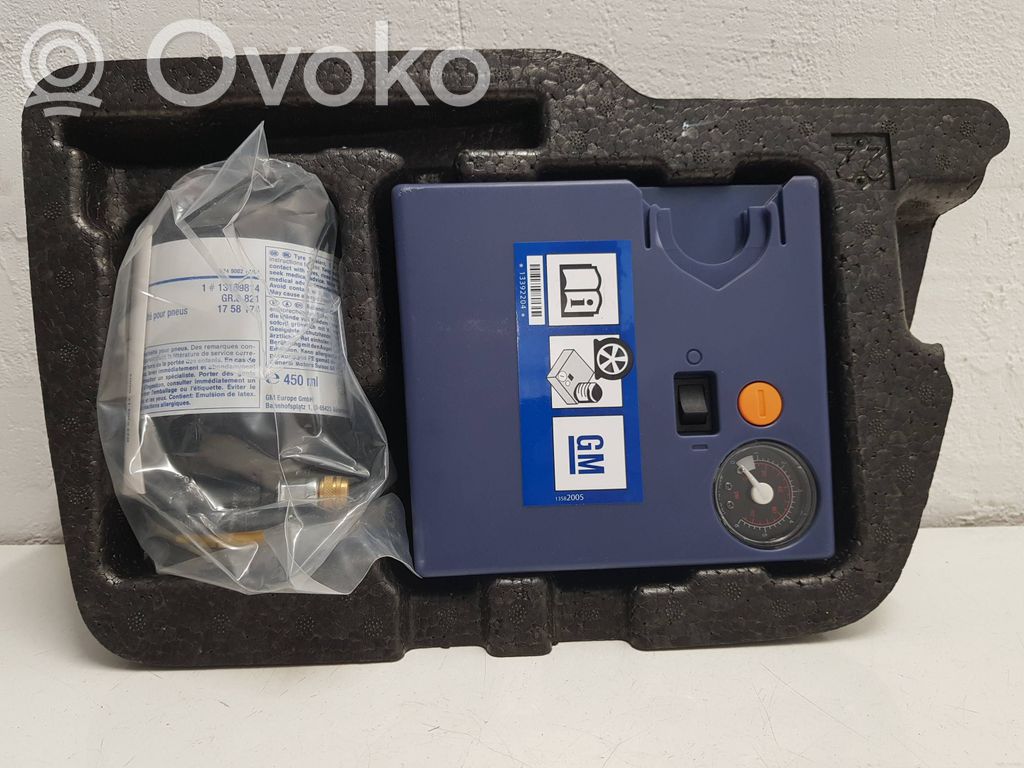 Caja de herramientas   95127322,13582005